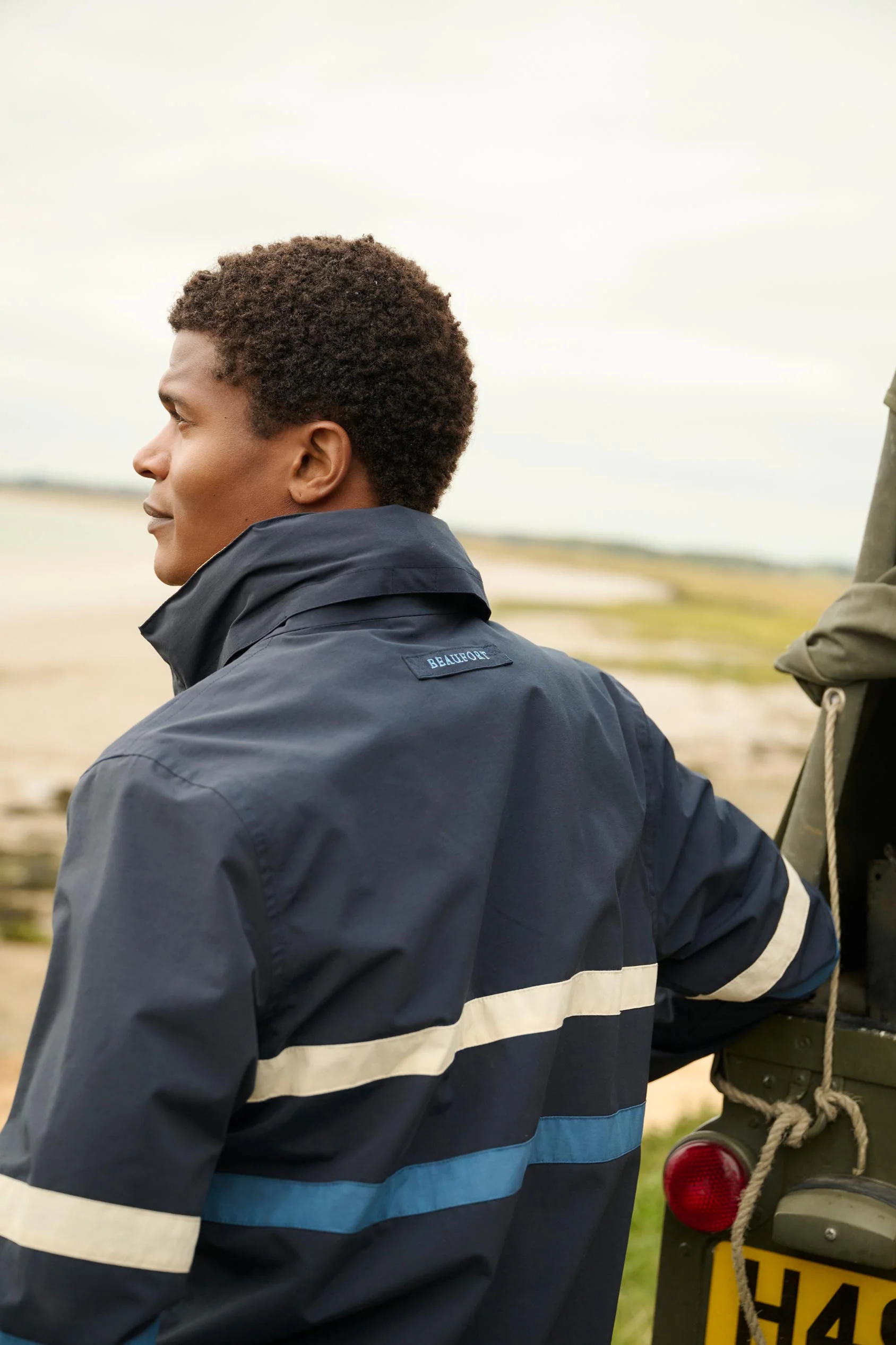 Barratt Showerproof Windbreaker - Image 2